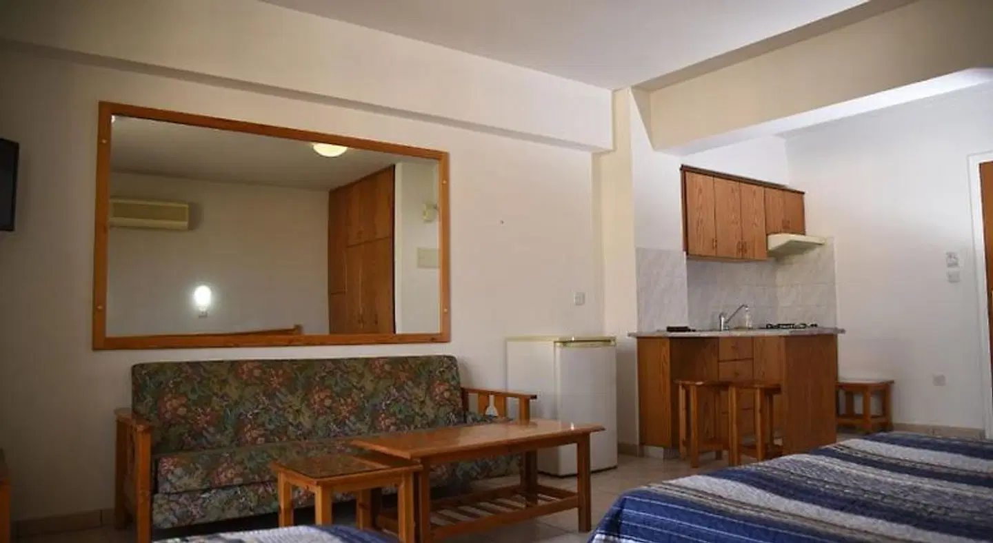 Elysso Apartments ROOM_EXAMPLE