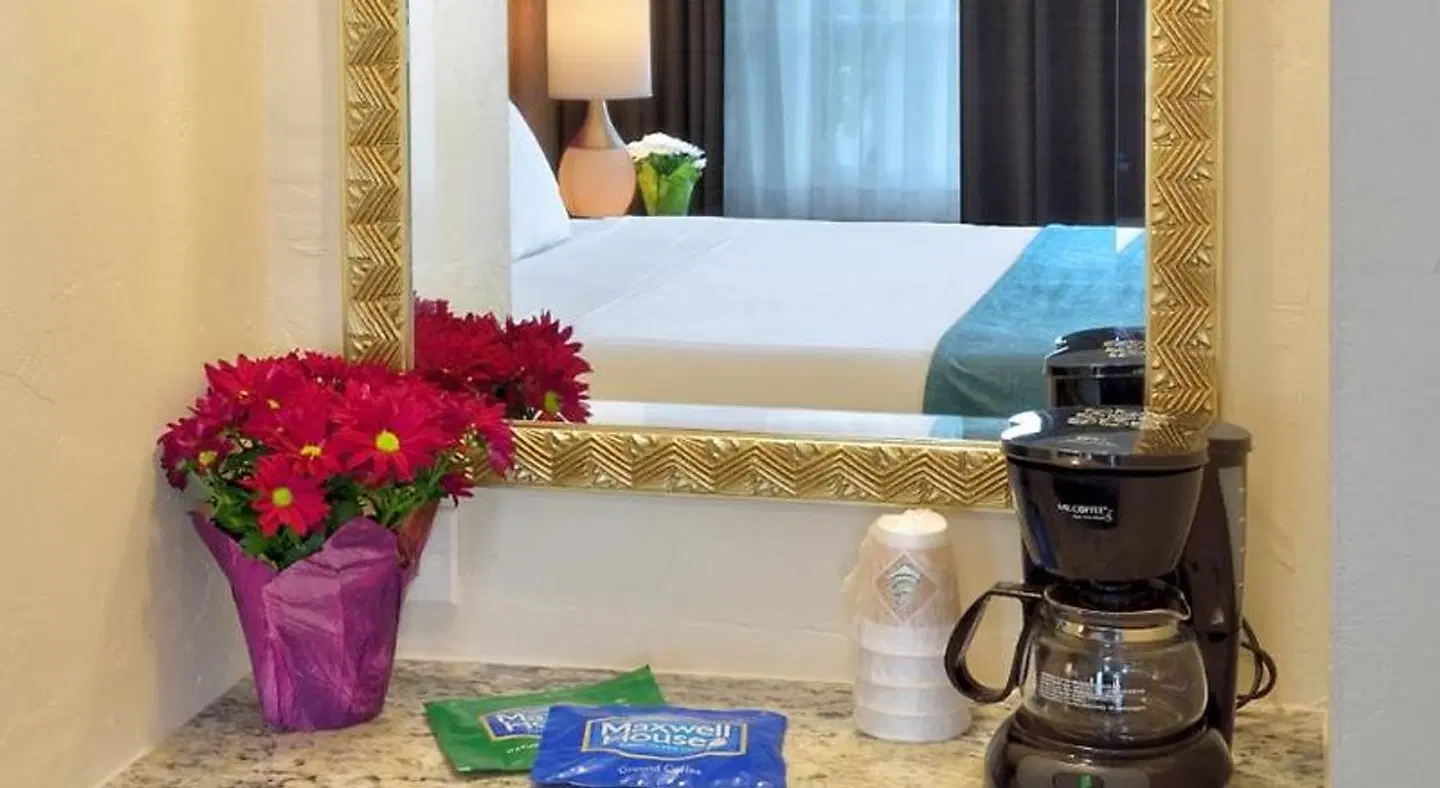 Old Town Inn ROOM_EXAMPLE