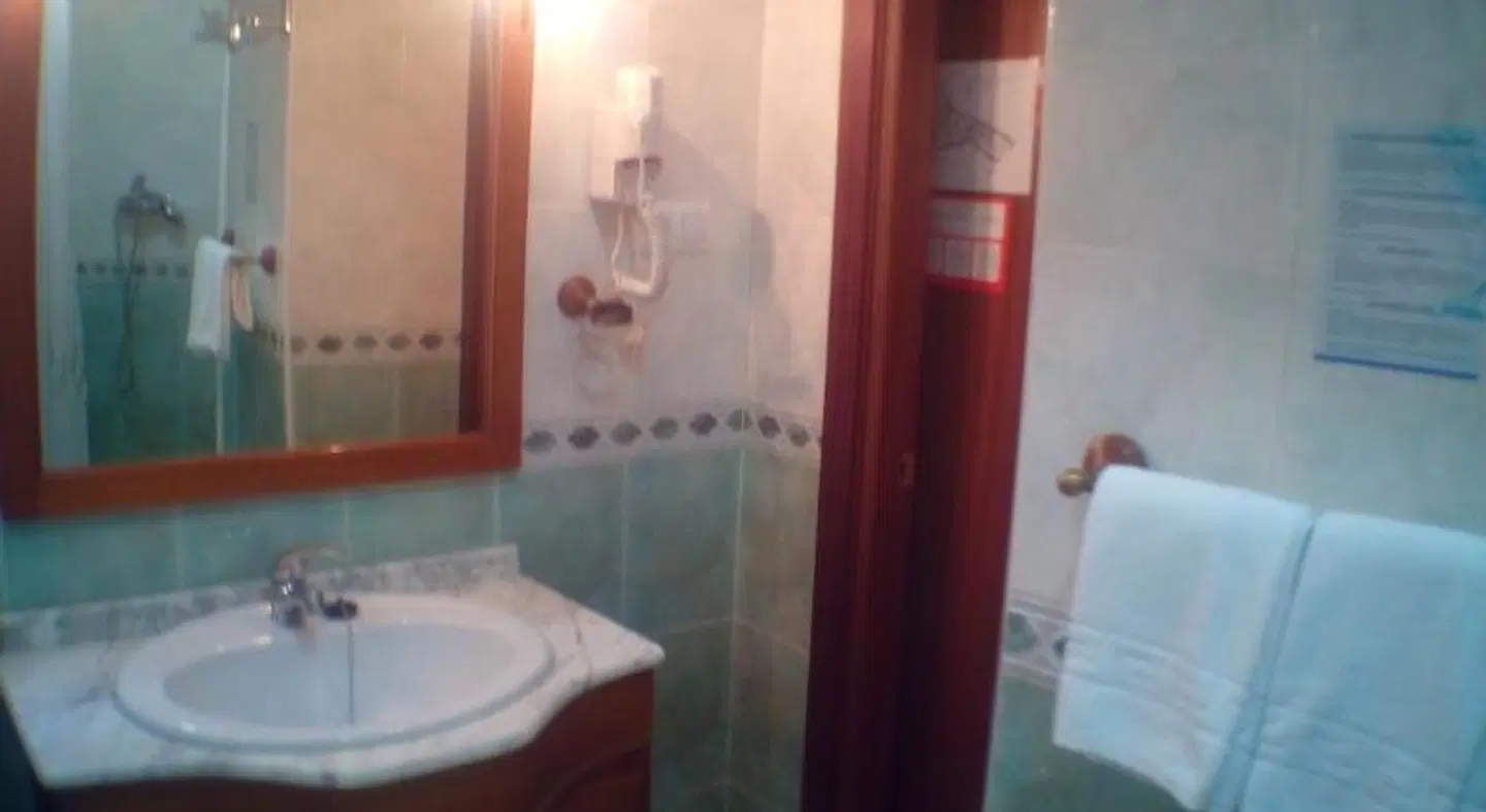 Hostal San Francisco Badezimmer