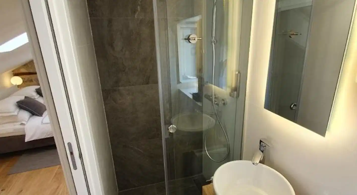 The Suites at Central Split Badezimmer