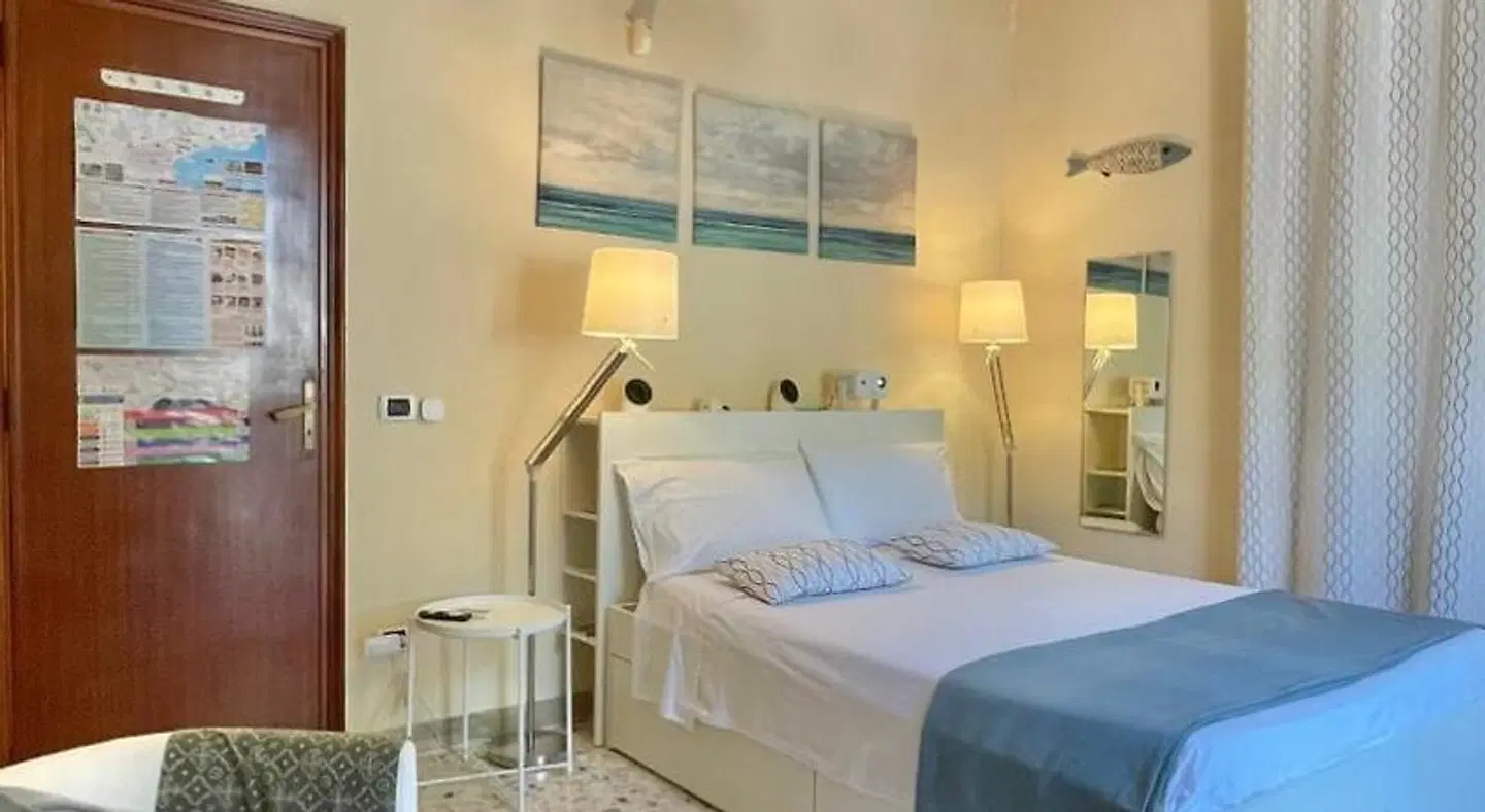 Three Rooms ROOM_EXAMPLE