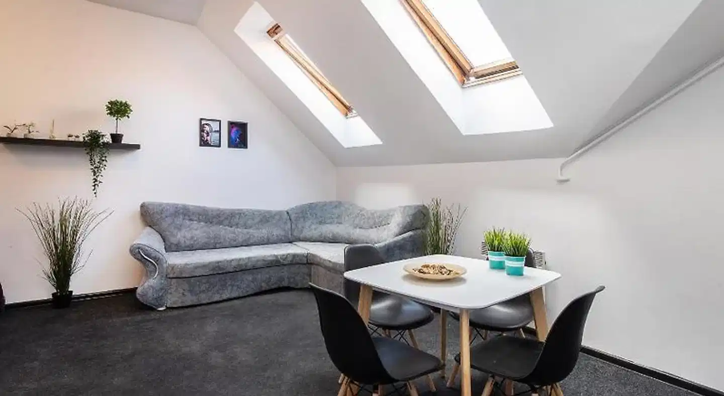 The house black Wohnbeispiel