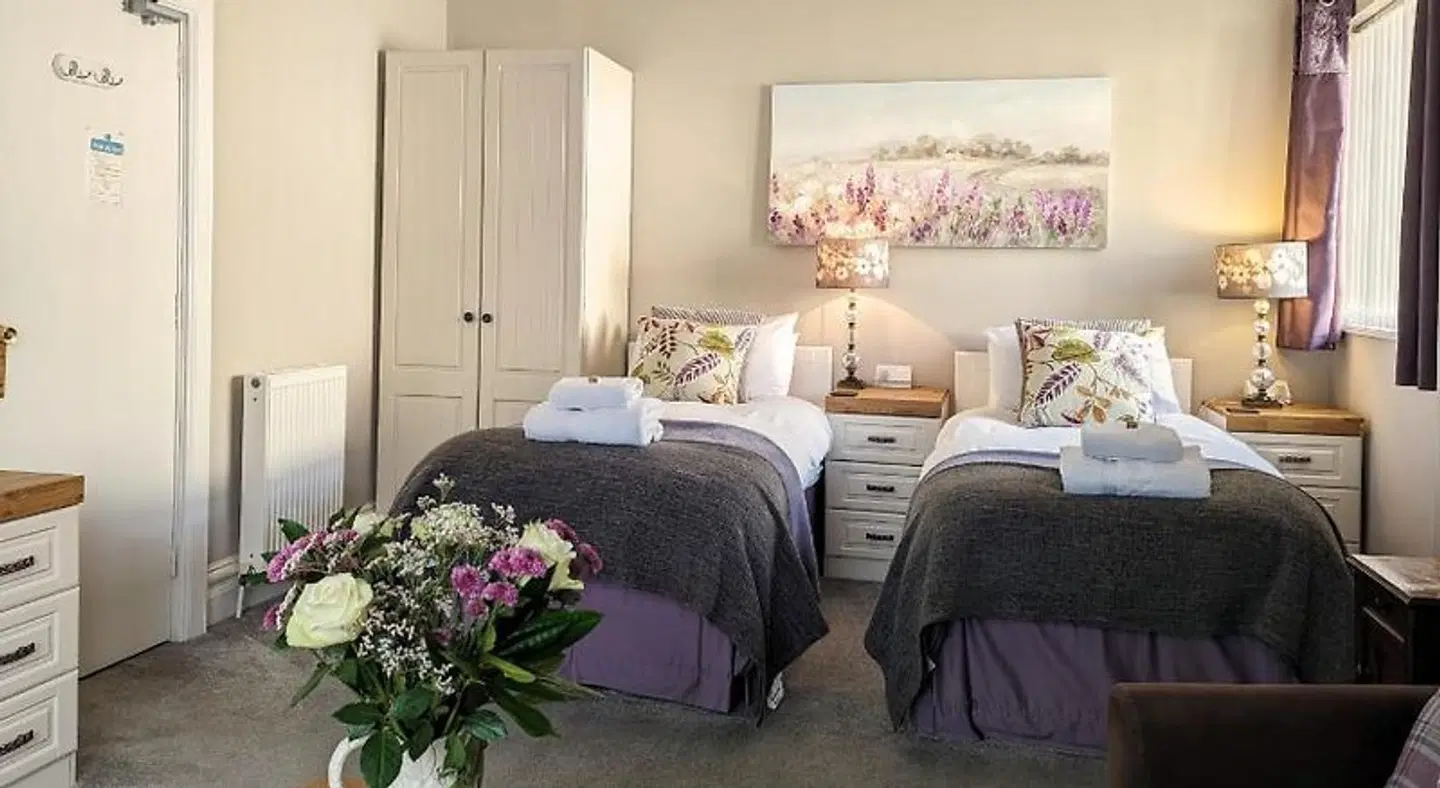 Alexander Lodge Guest House ROOM_EXAMPLE