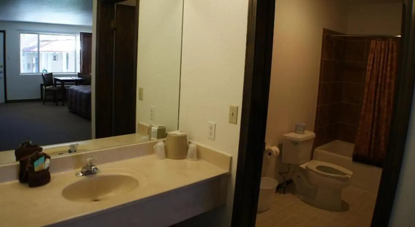 Adventure Inn Moab Badezimmer