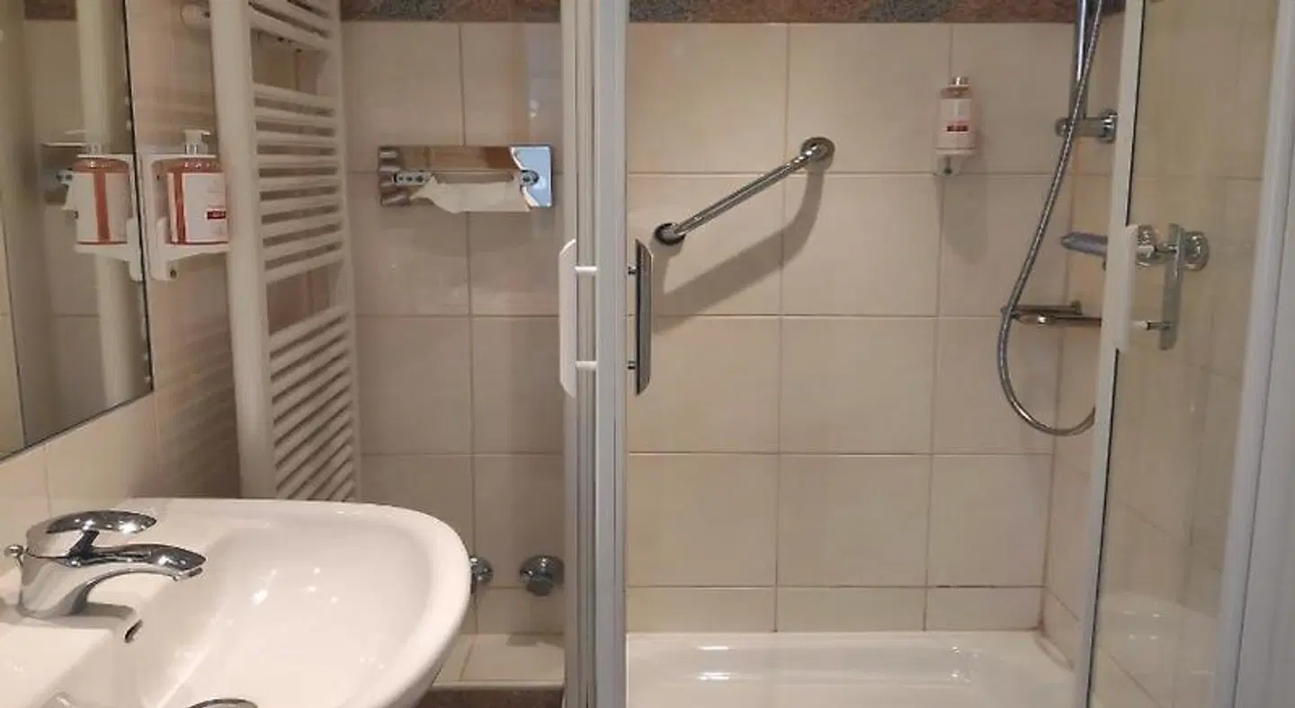 Vakantiehotel Der Brabander Apartments Badezimmer