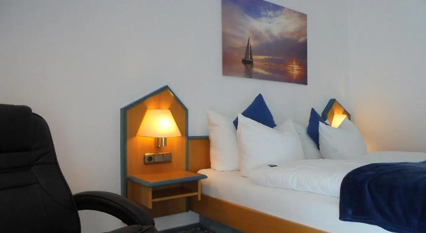 Paulin ROOM_EXAMPLE