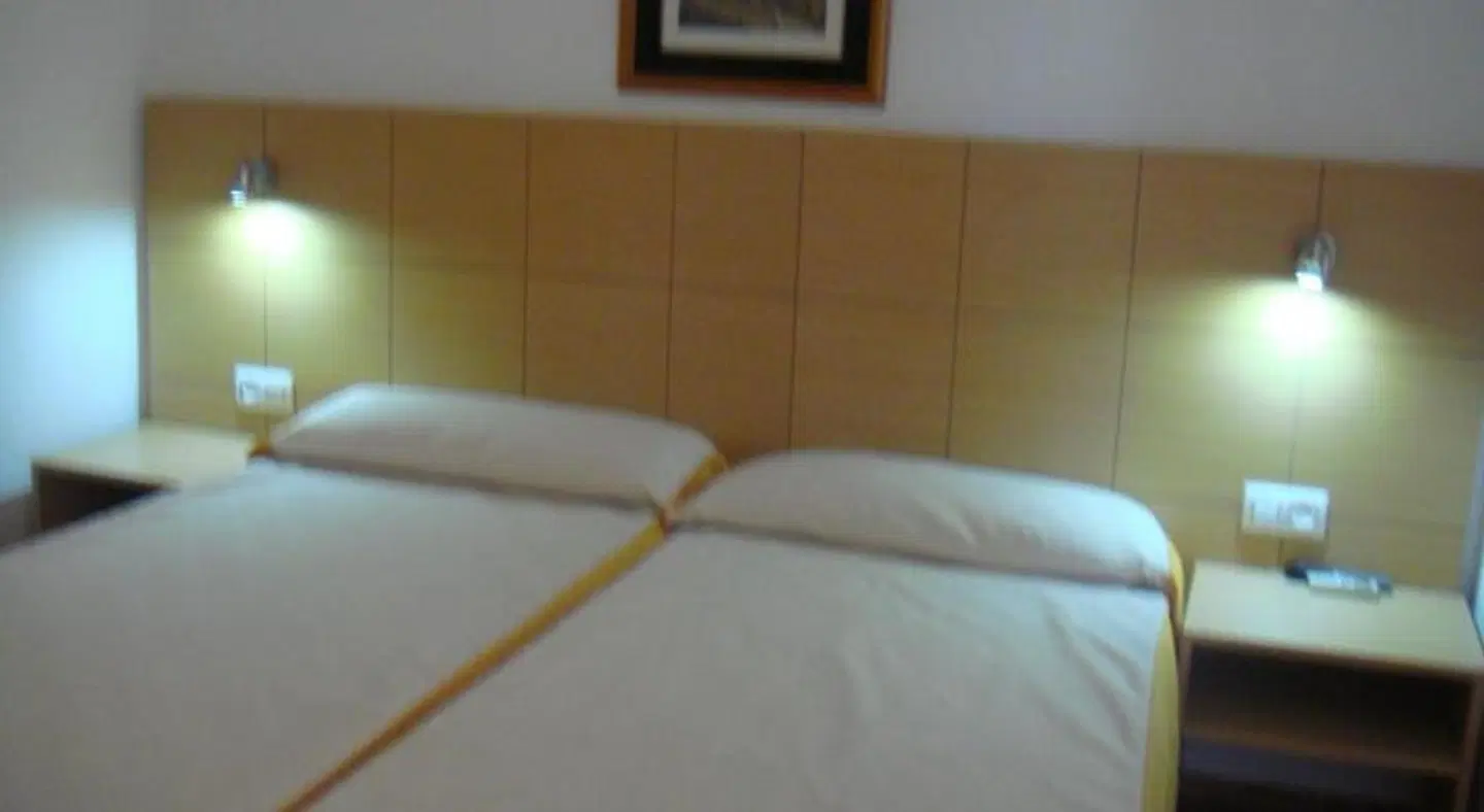 Sacratif ROOM_EXAMPLE