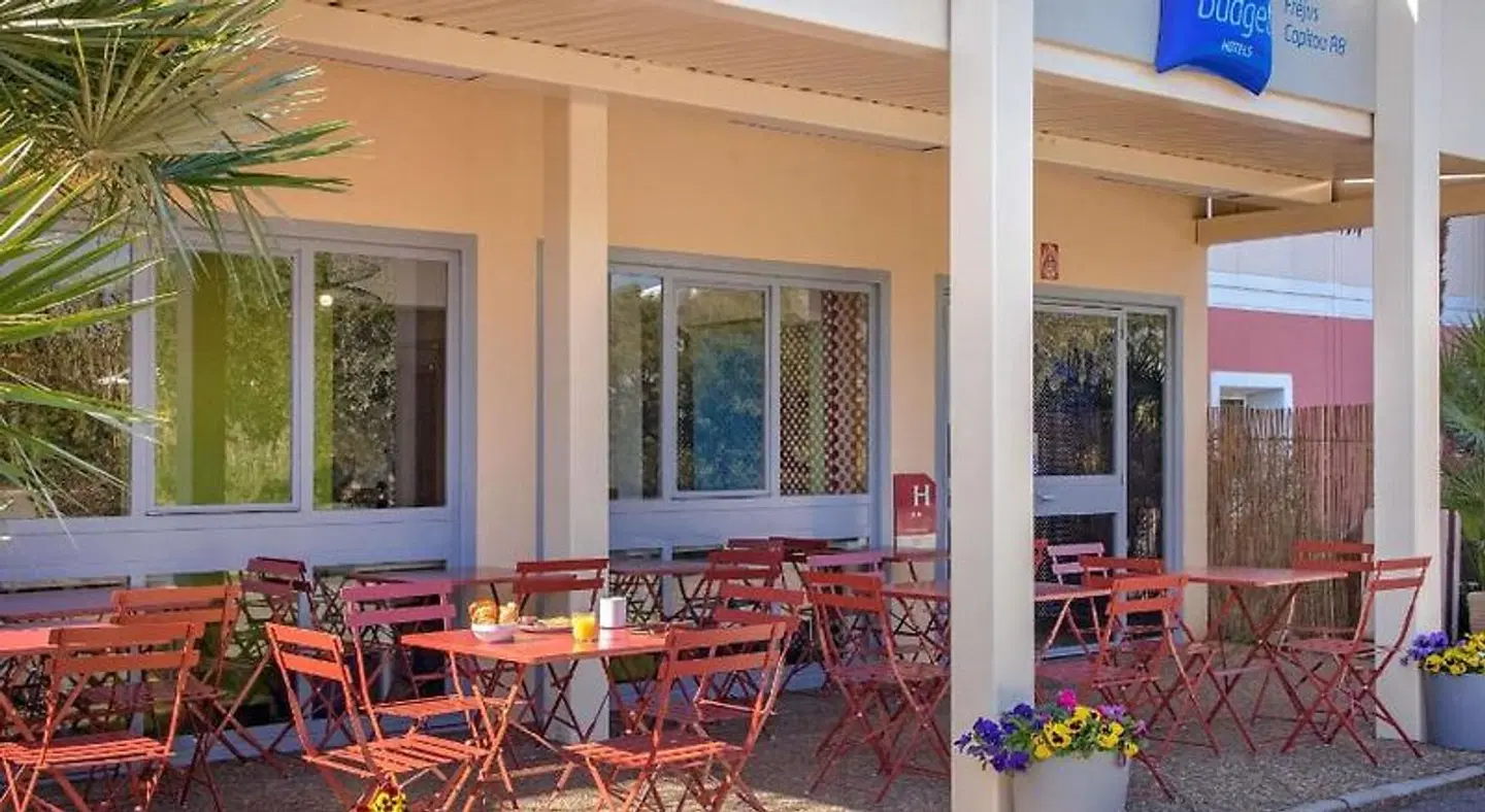 ibis budget Fréjus Saint Raphael Capitou A8 Terrasse