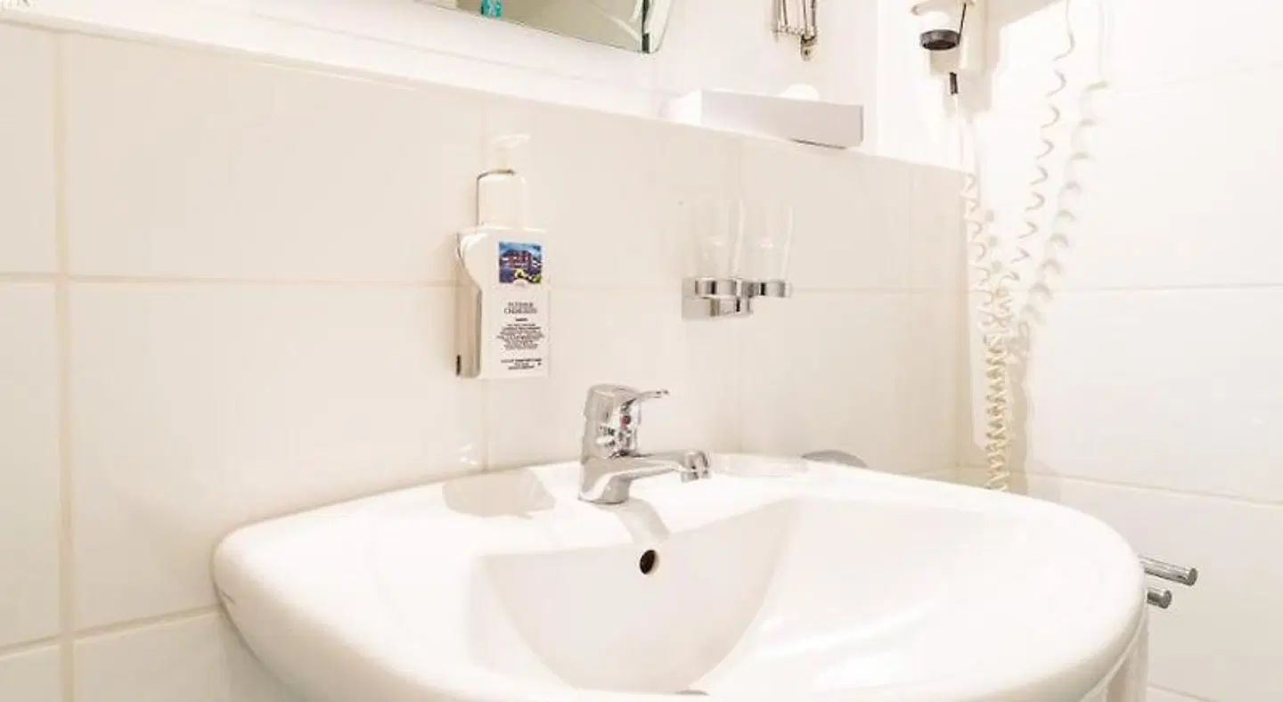 ankerplatz-Hotel garni Badezimmer