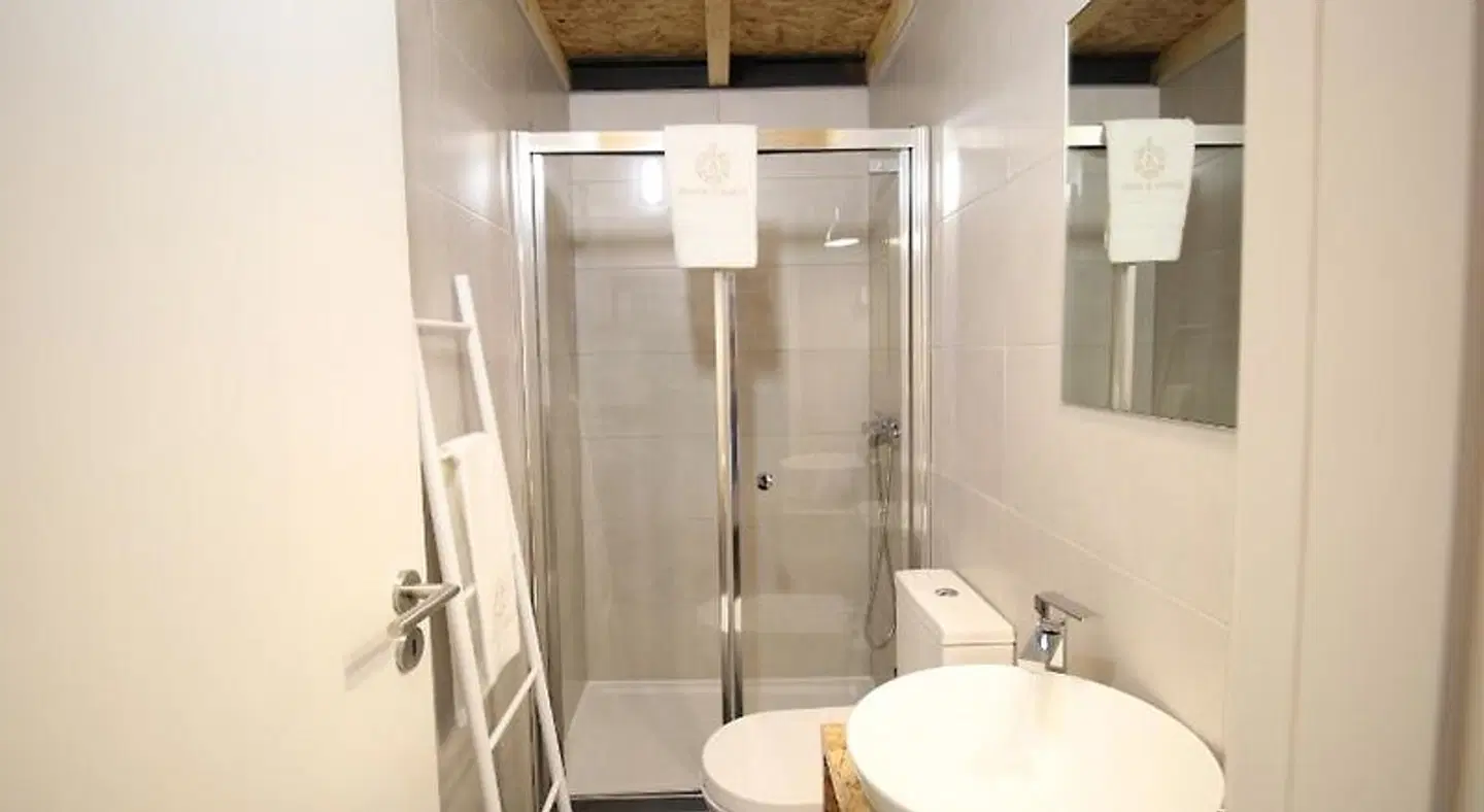 Quinta d'Areda Wine&Pool Experience Badezimmer