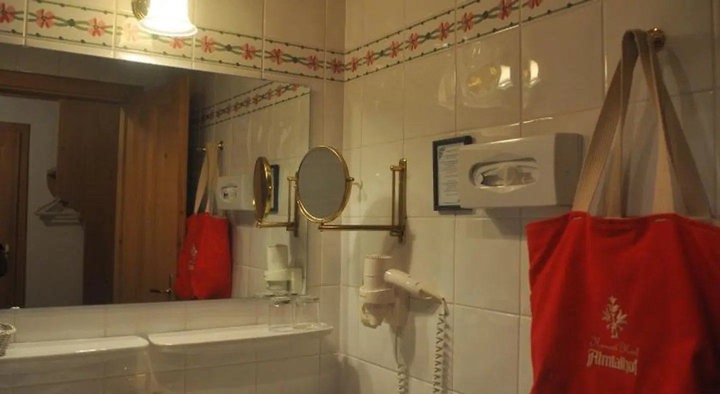 Almtalhof Badezimmer