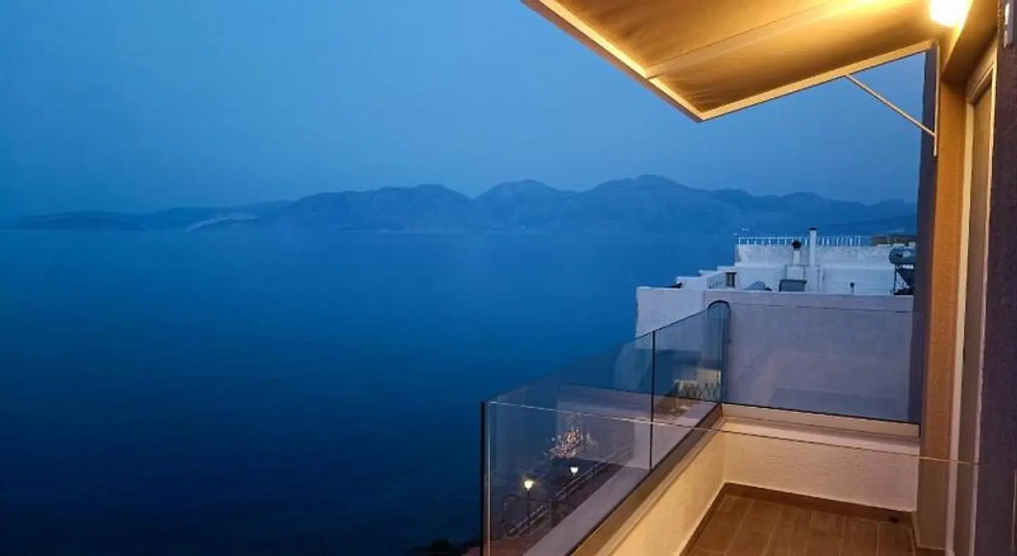 9 Muses Terrasse