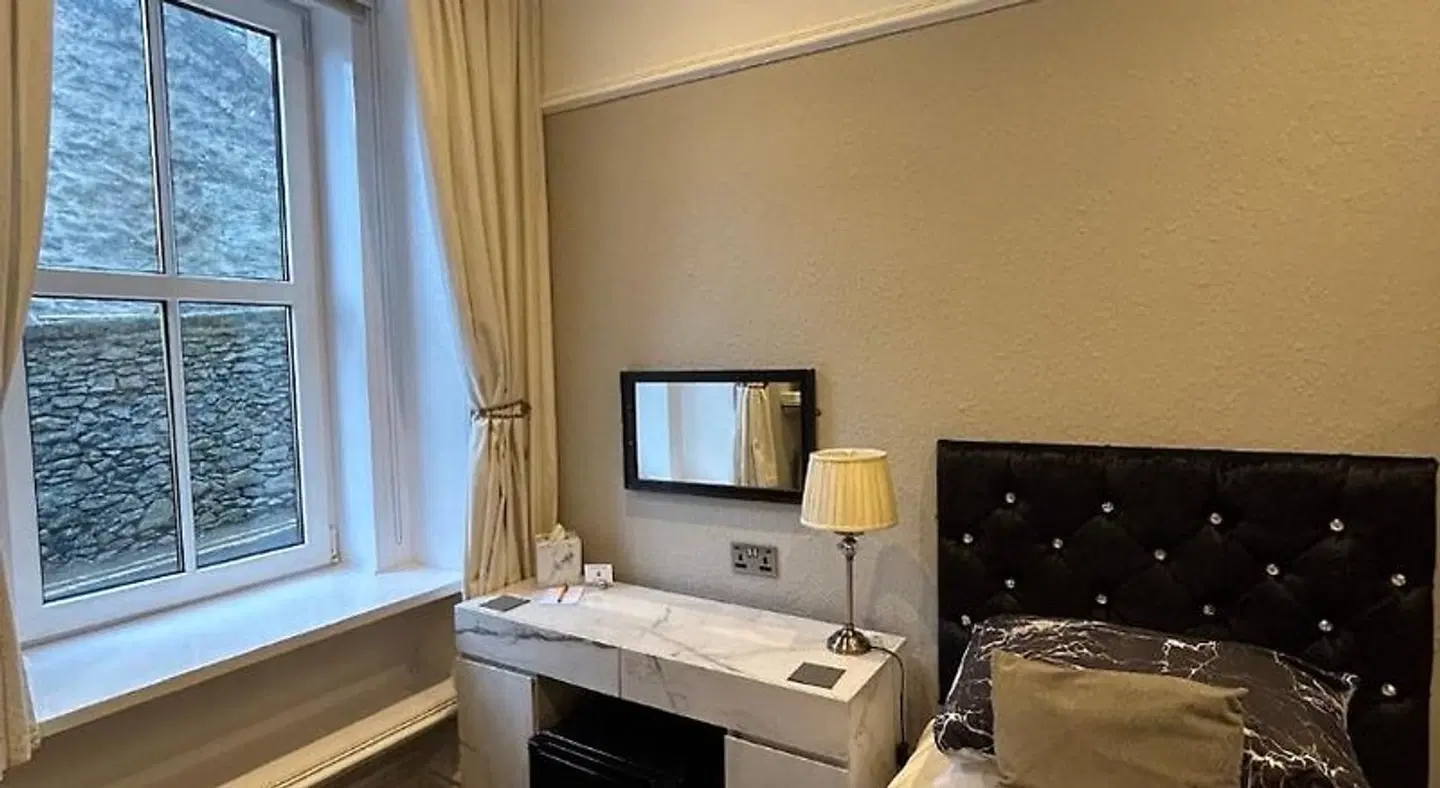 Lochnagar Guest House Badezimmer