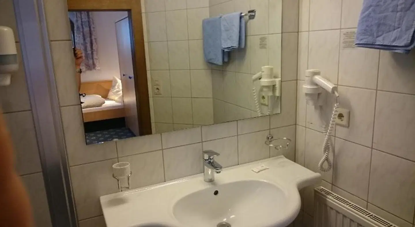 Pension Rosengarten Badezimmer