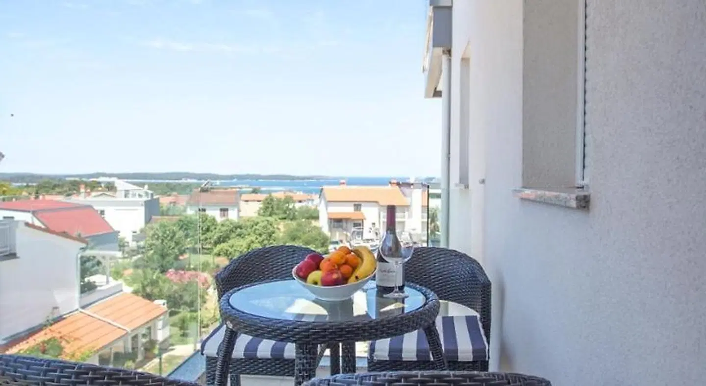 Adrion Aparthotel Terrasse