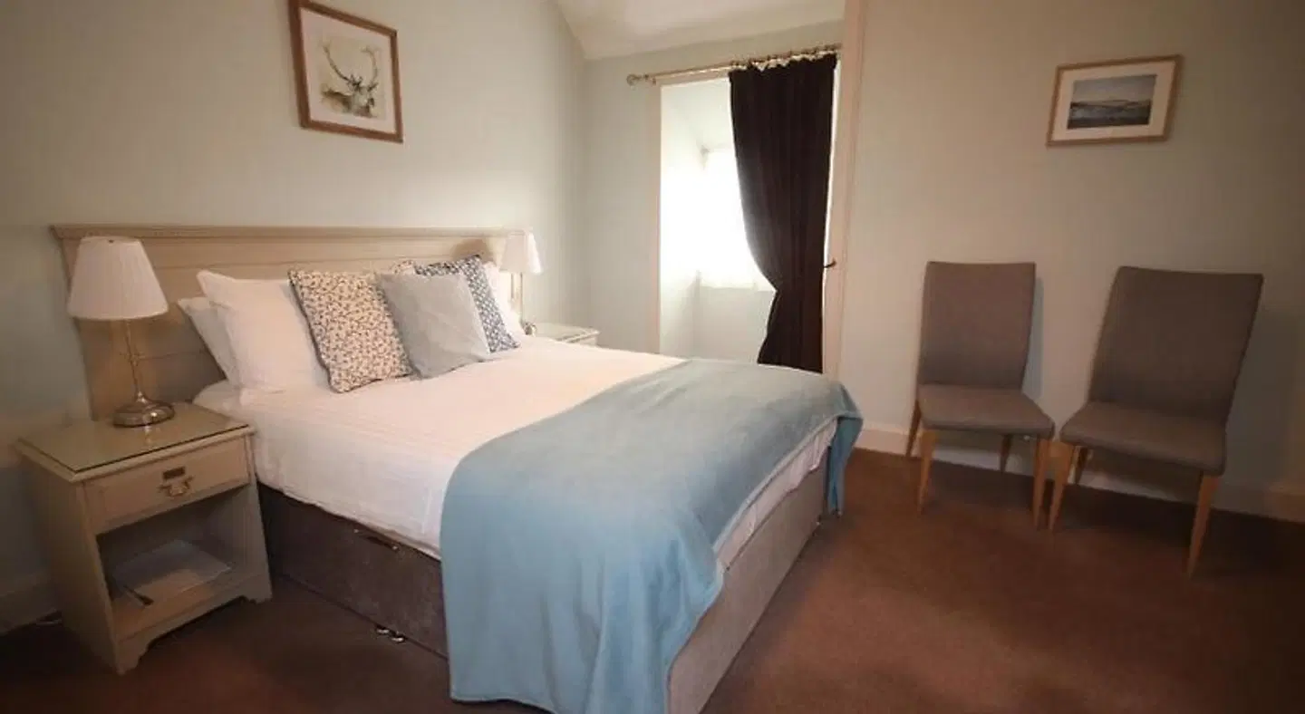 Inglestone House Guest House ROOM_EXAMPLE