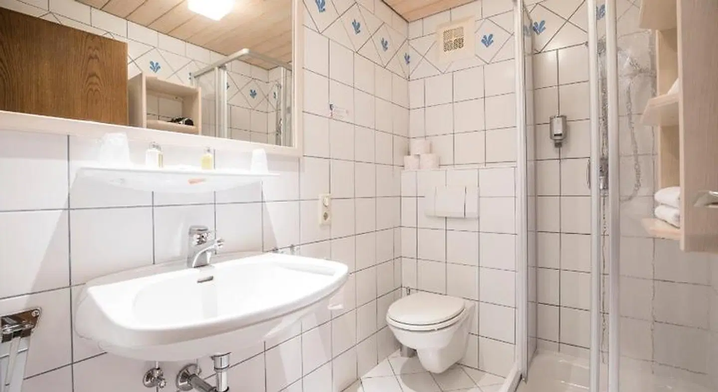 Villa 7 Badezimmer