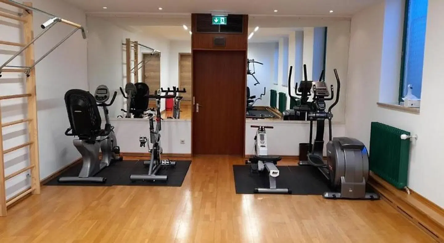 Hubertus SPORTS_AND_LEISURE