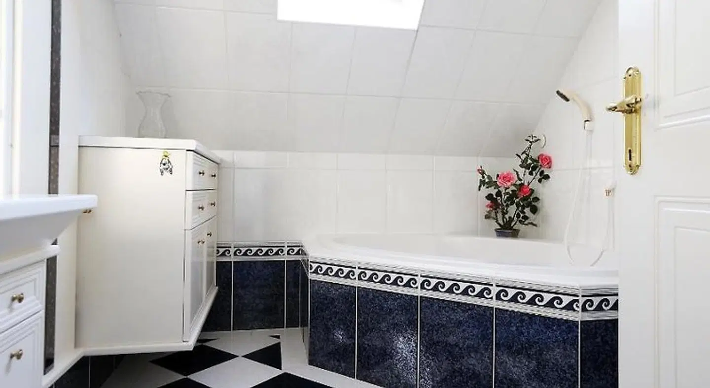 Moshammer ROOM_EXAMPLE