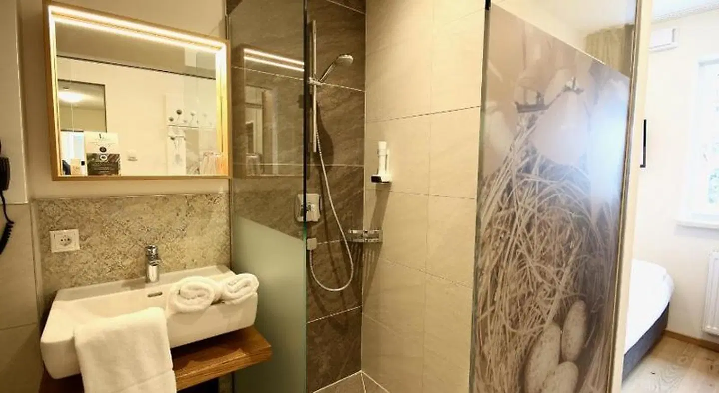 Landhotel Laudersbach Badezimmer