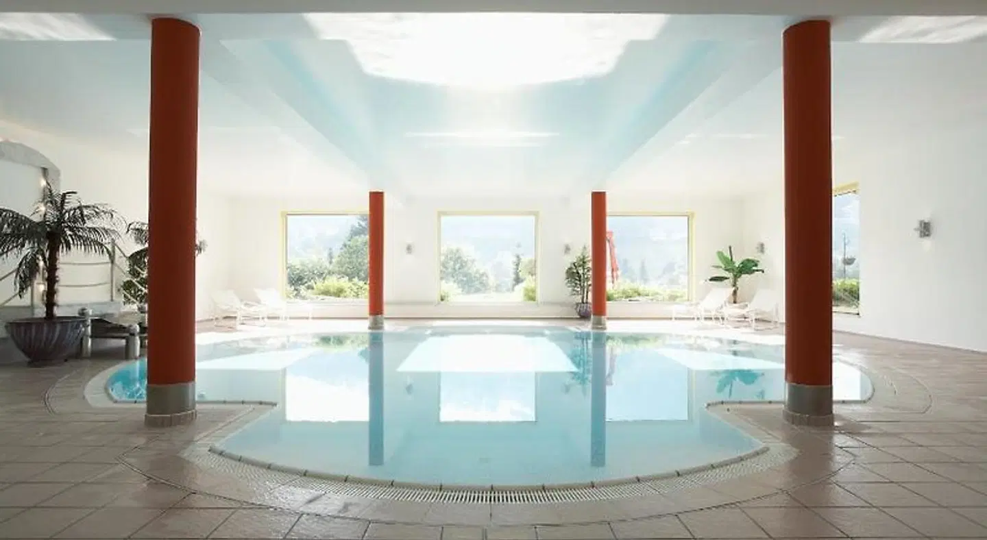 Krug Hallenbad