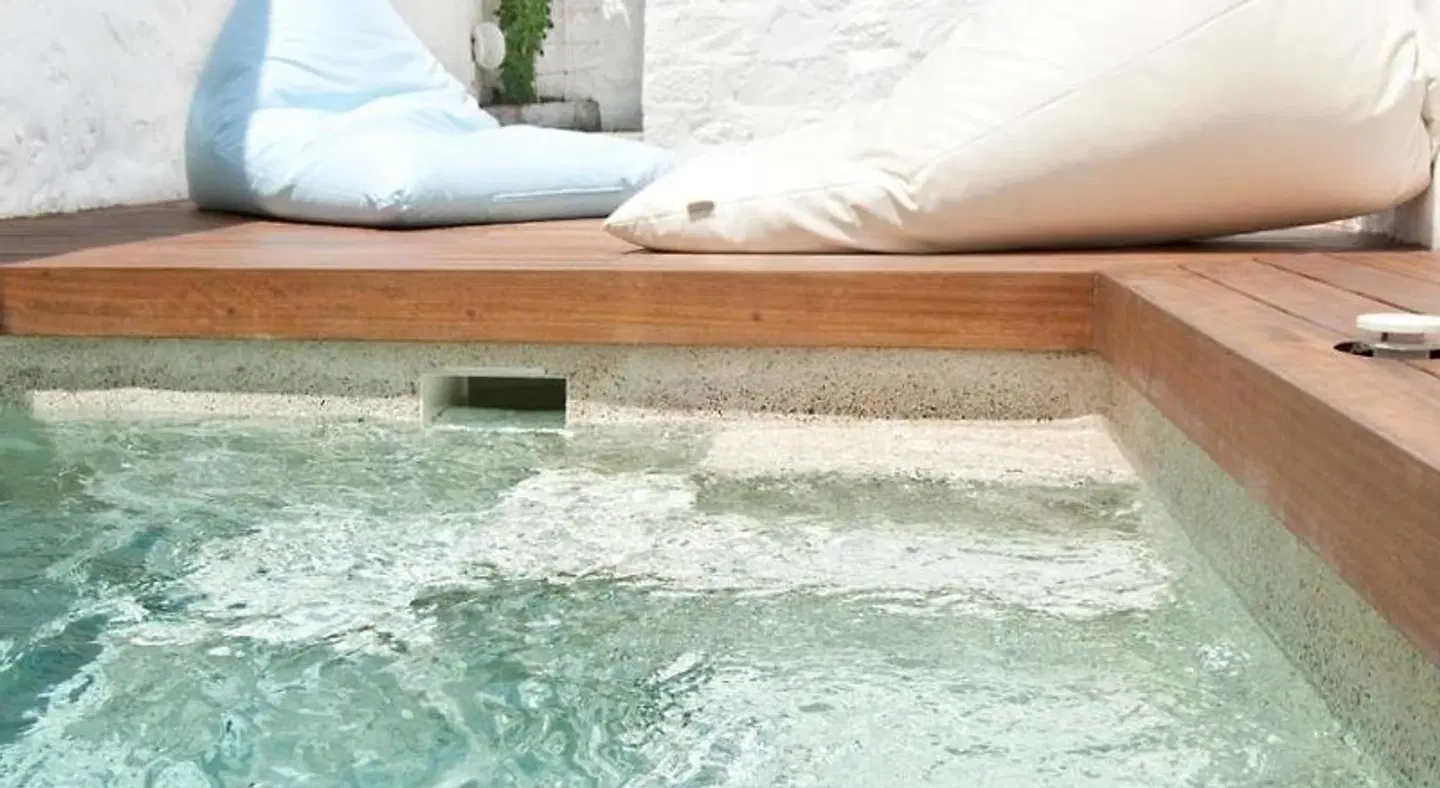 Cotommatae Hydra 1810 OUTDOOR_POOL