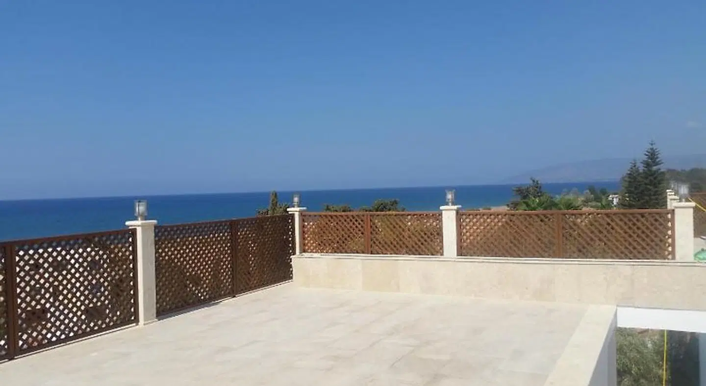 Eliofos Elegant Maisonettes Terrasse