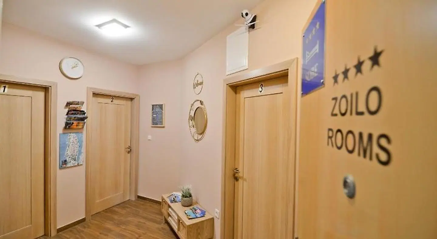 Zoilo Rooms self check-in Badezimmer