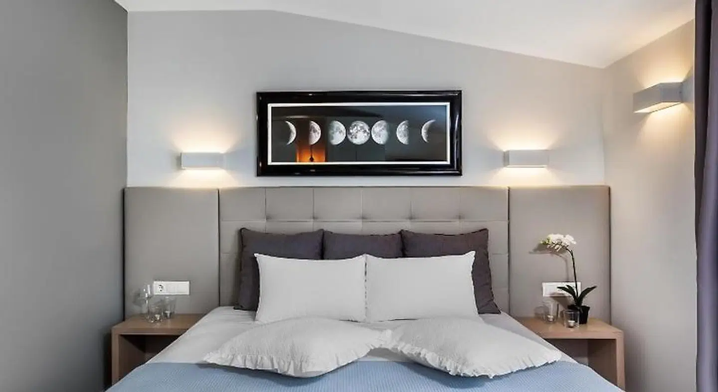 Nymphes Deluxe Accommodation ROOM_EXAMPLE