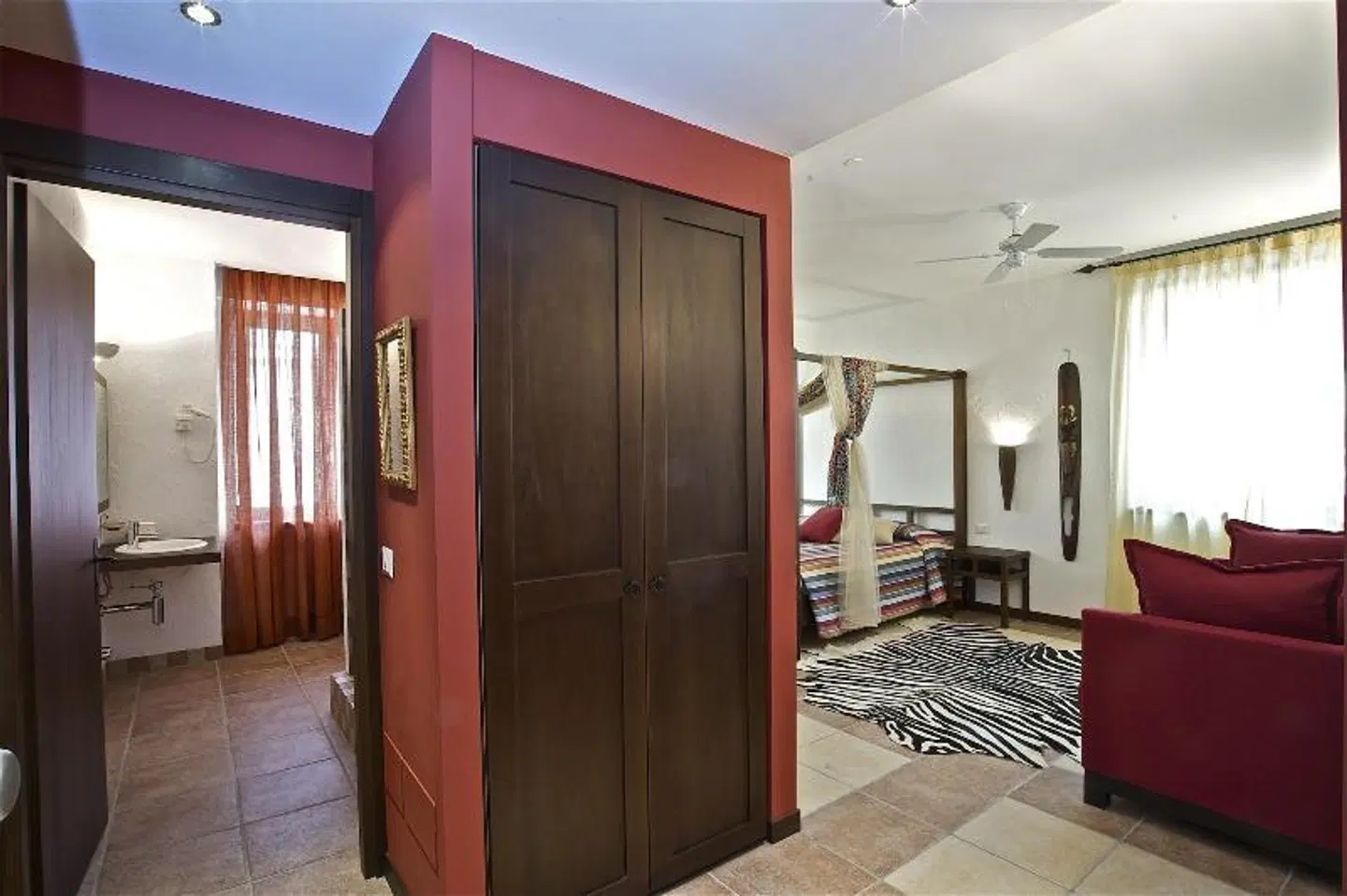 Design Suite Tirano ROOM_EXAMPLE