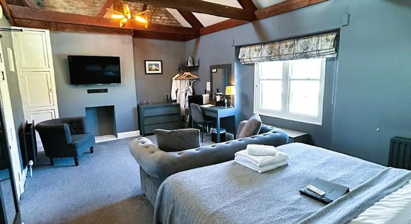 Brown's Hotel ROOM_EXAMPLE