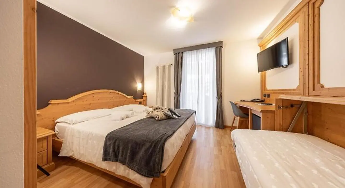La Perla Life Hotel ROOM_EXAMPLE