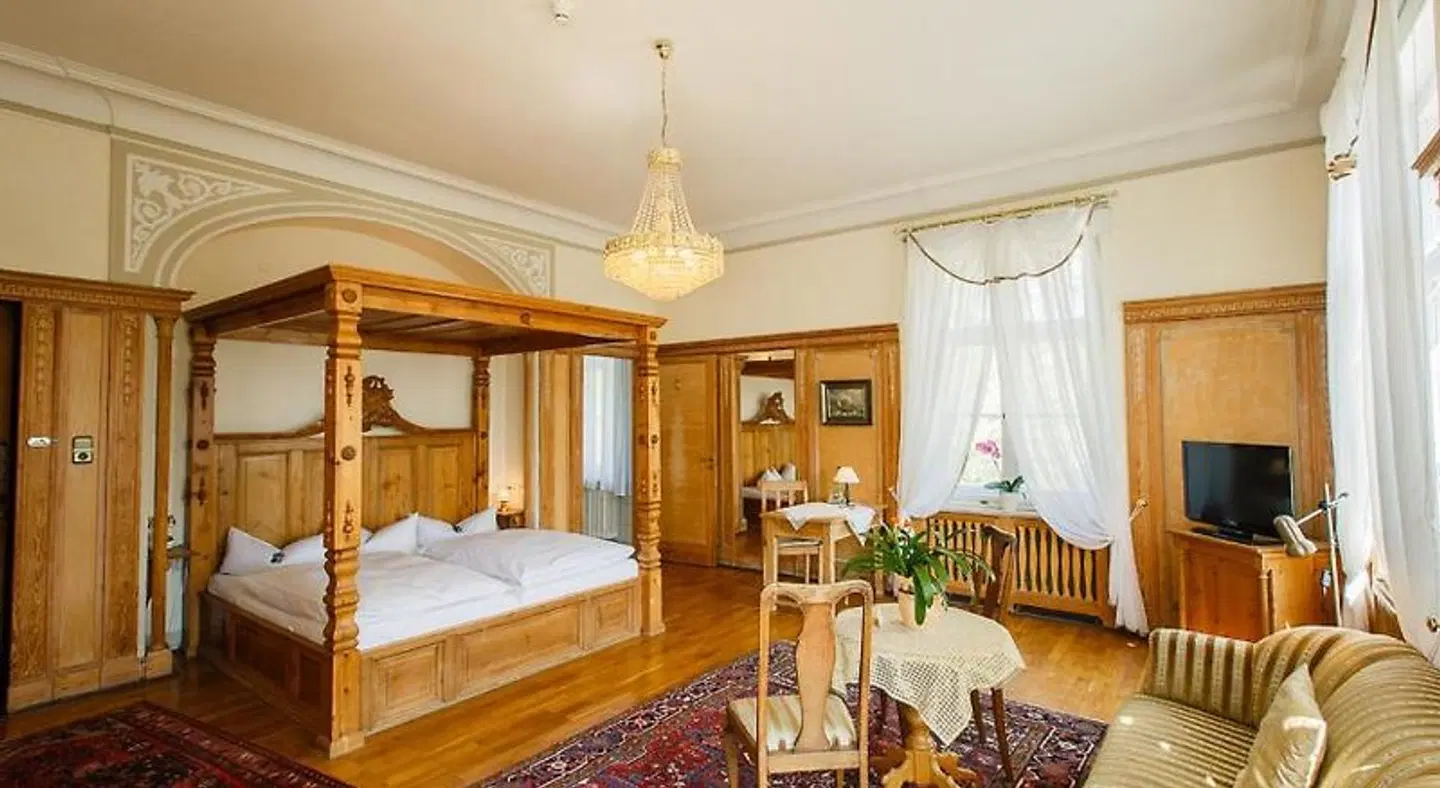 Villa Altenburg Parkhotel ROOM_EXAMPLE