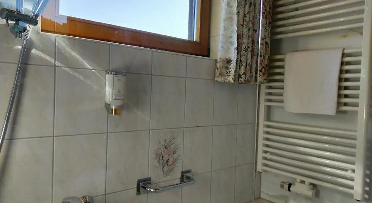 Pension Edelweiss Badezimmer