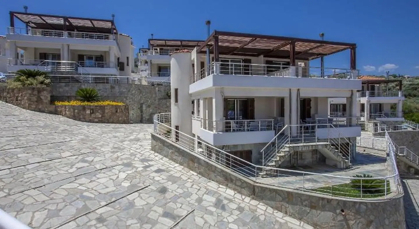 Olivia Sports and Sea EXTERIOR