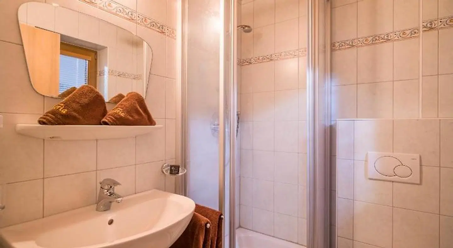 Hotel Viktoria & Landhaus Joggl Badezimmer