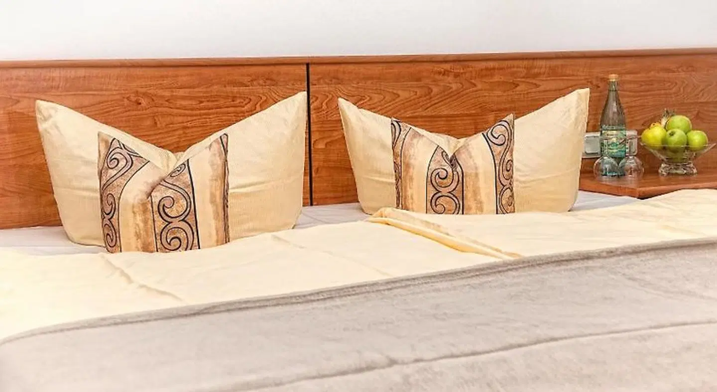 Hotel & Restaurant Zum Hirsch ROOM_EXAMPLE