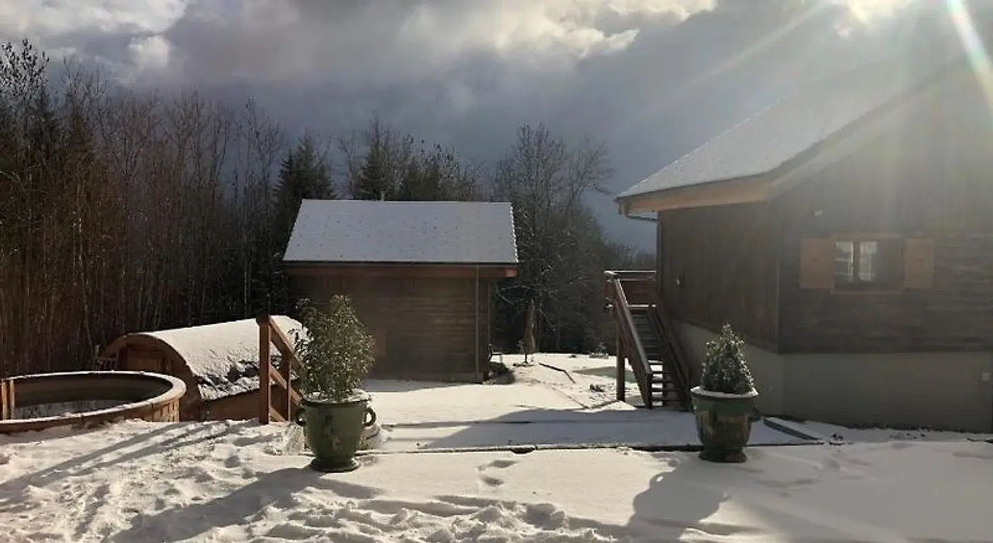 Les Chalets de Ludran EXTERIOR