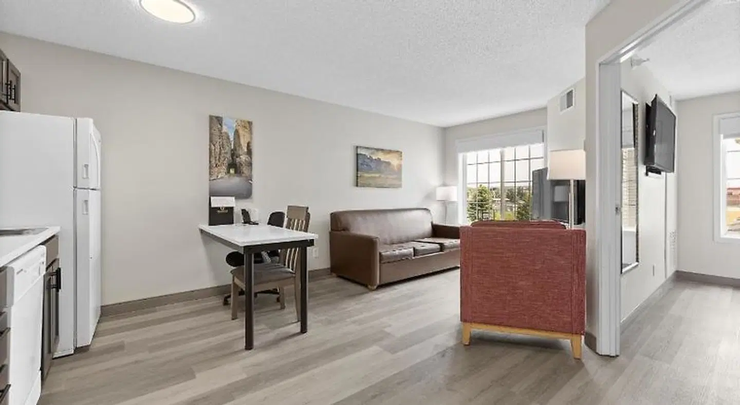 GrandStay Residential Suites LOUNGE_LOBBY