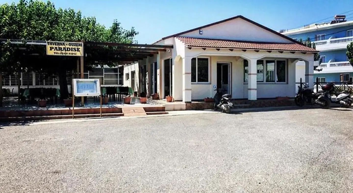 Paradise Studios EXTERIOR