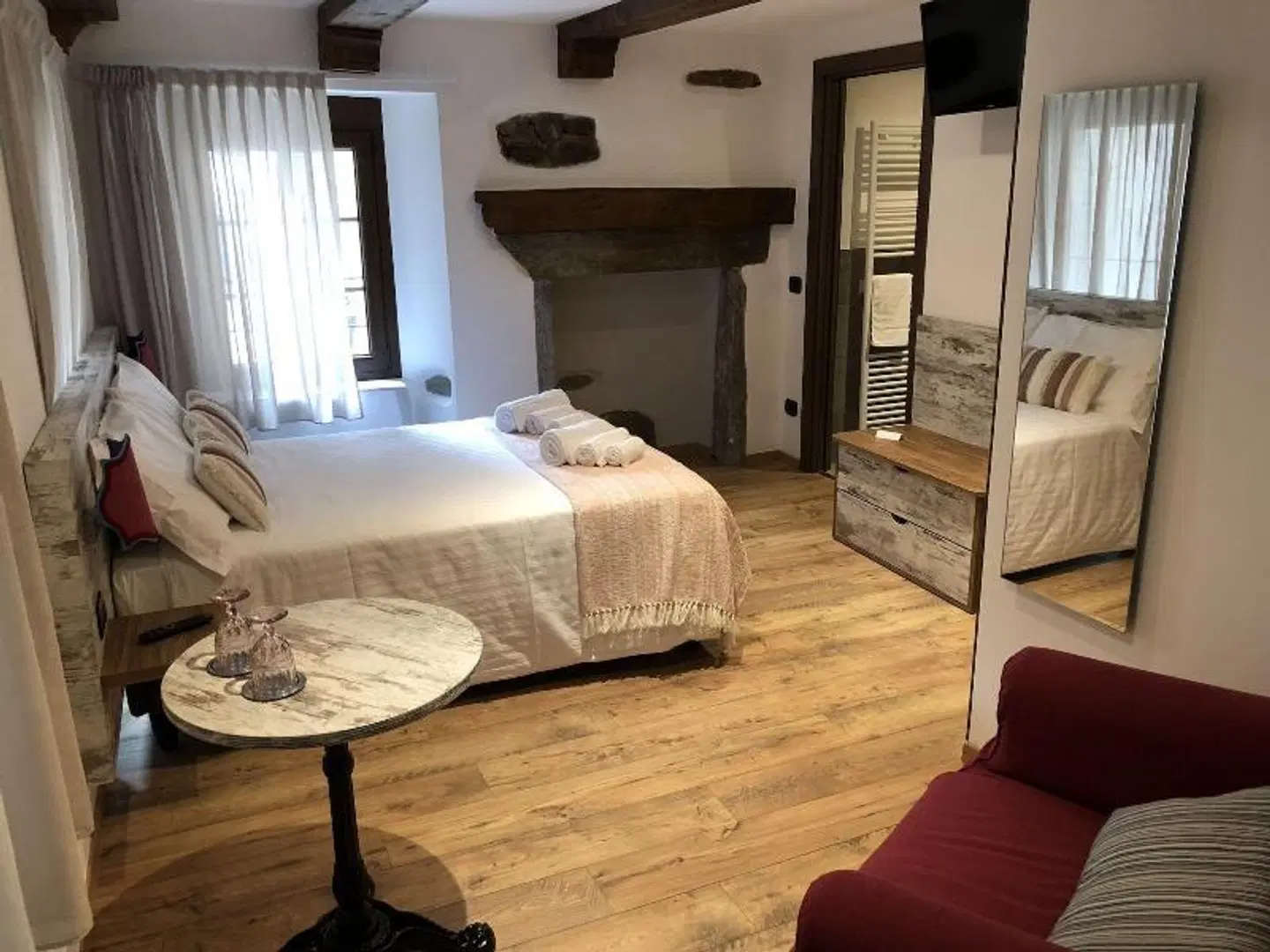 NicoMat Rooms ROOM_EXAMPLE