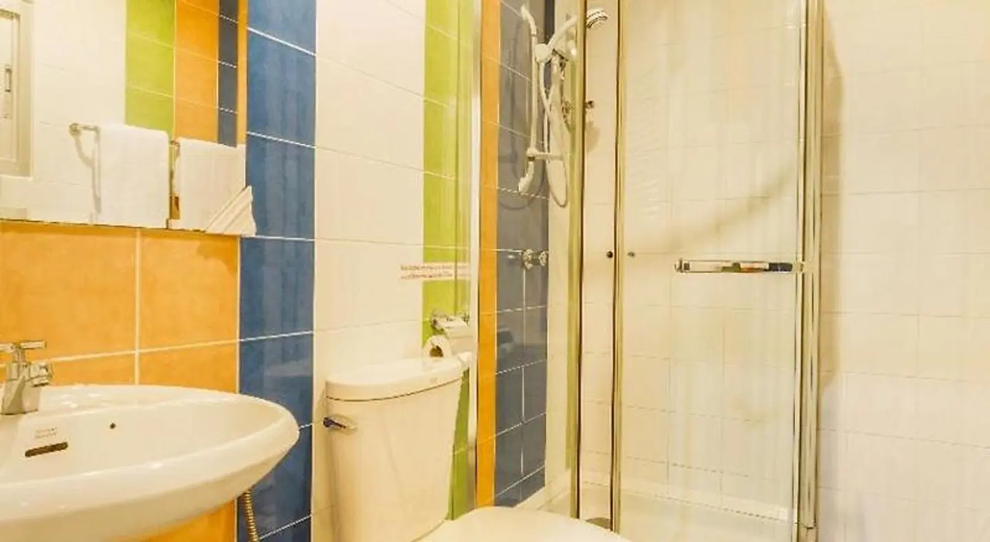 Hotel Midtown Ratsada Badezimmer