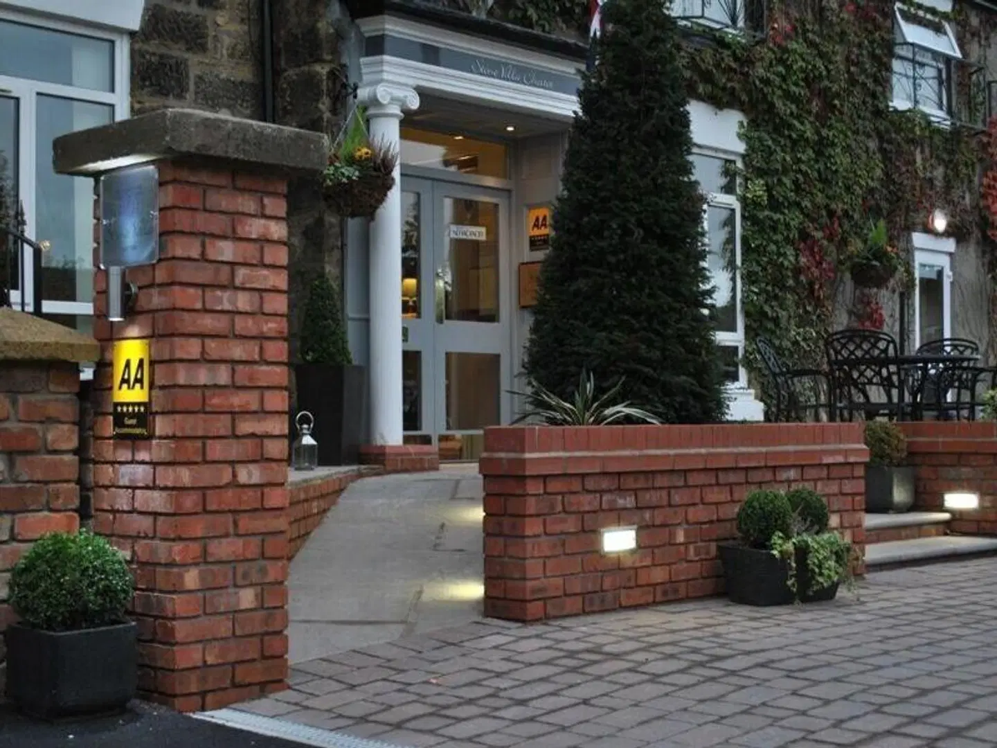 Stone Villa Guest House EXTERIOR