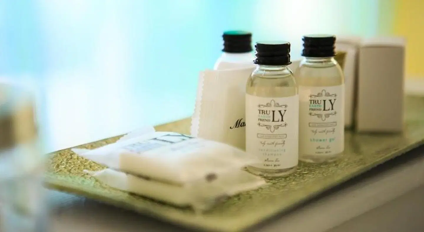 Leaside Manor HEALTH_BEAUTY