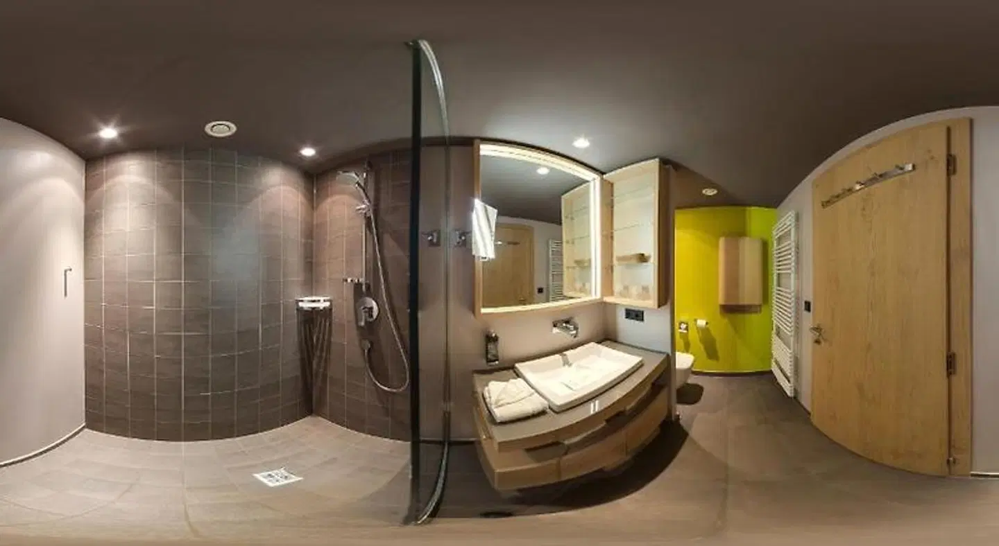 Familotel Alphotel Badezimmer