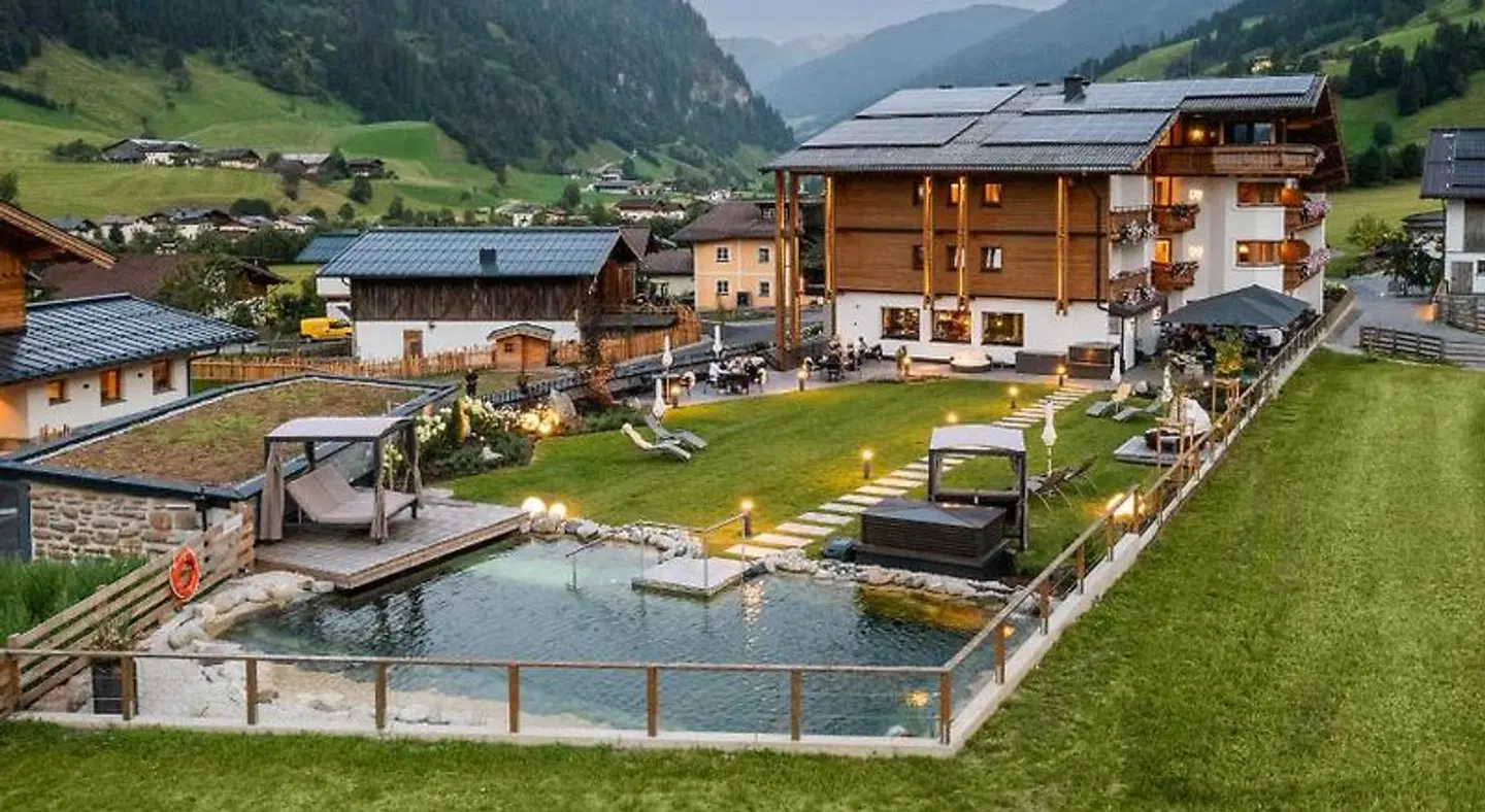 Hotel Alpenhof EXTERIOR