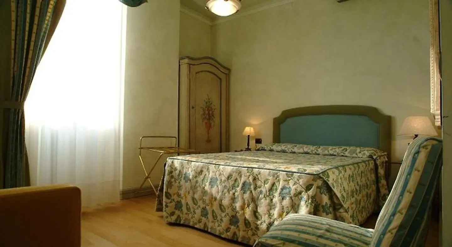 Posta ROOM_EXAMPLE