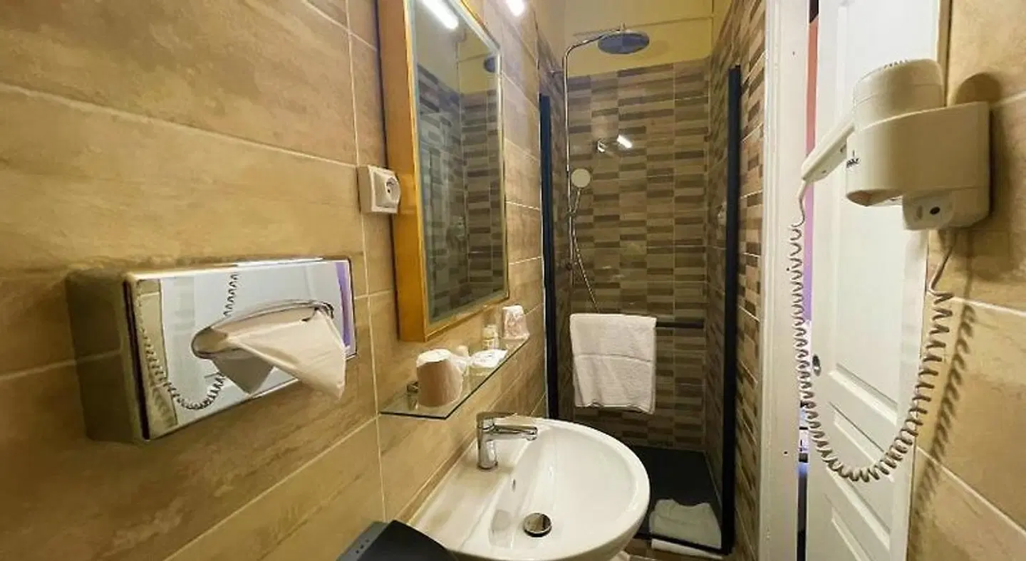 Royal Hôtel Badezimmer