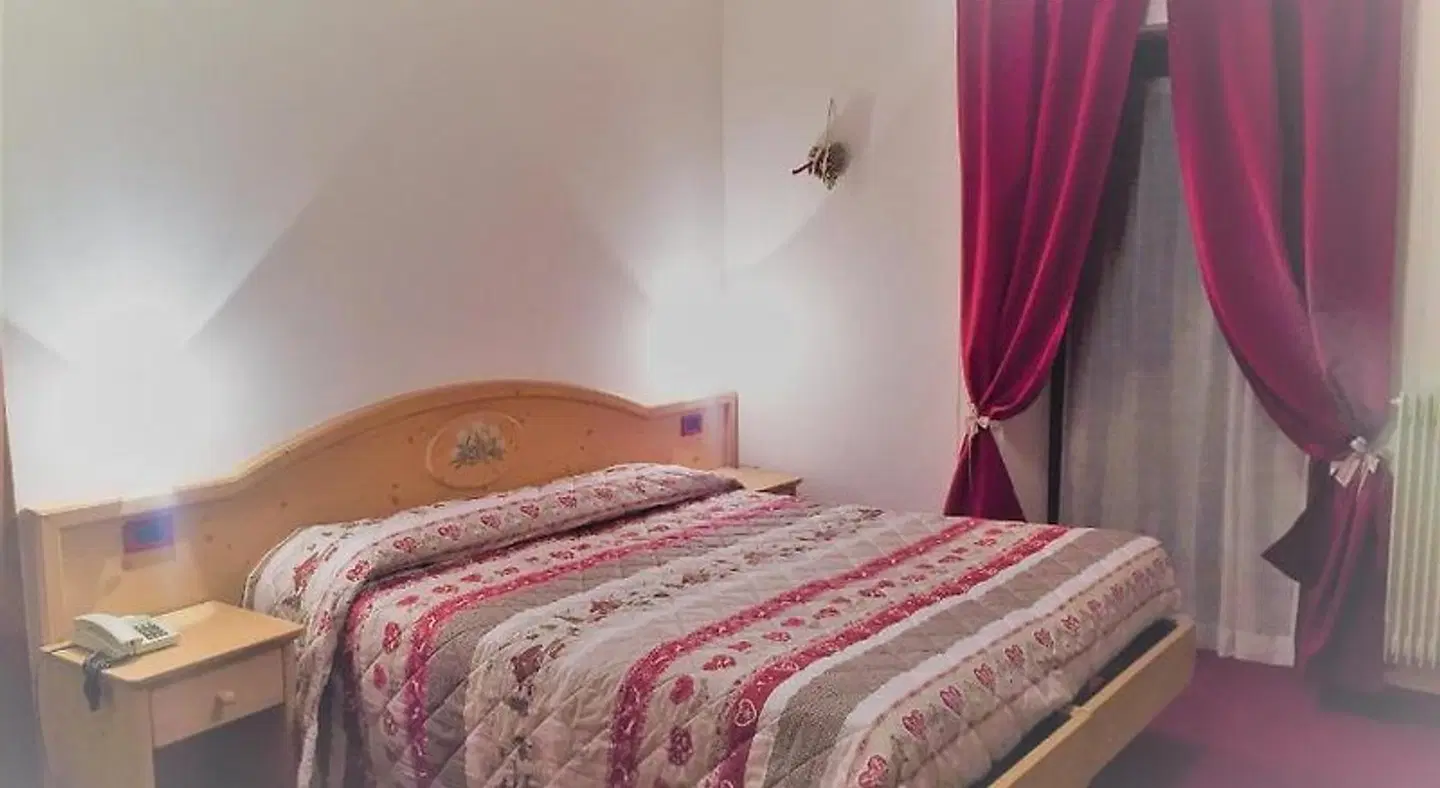 Hotel Tosa ROOM_EXAMPLE