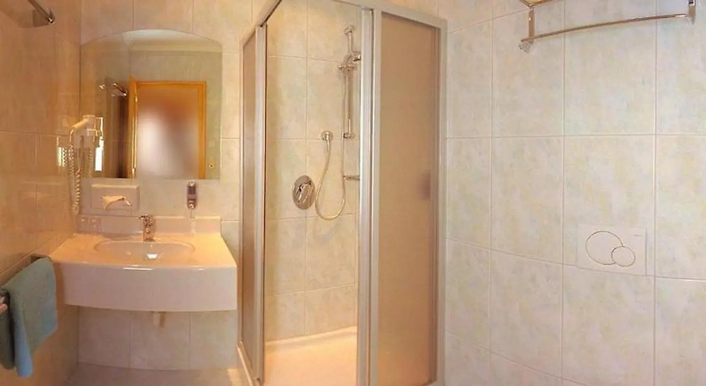 Schörhof Badezimmer